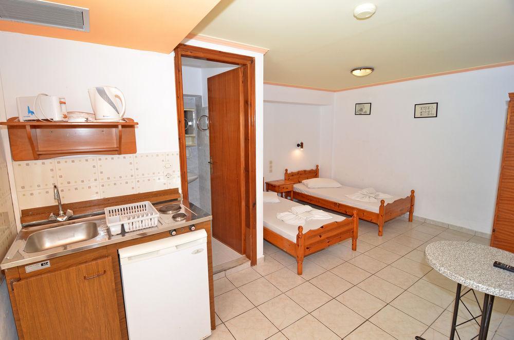 Athina Apartments Zakynthos Exterior photo